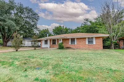 1409 Crestview Drive, Kaufman, TX 75142 - Photo 1