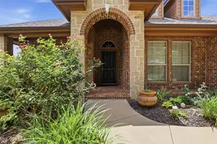 1608 Salado Tr, Weatherford, TX 76087 - Photo 2