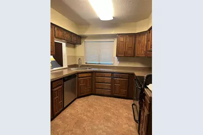 3701 South Court, Fort Worth, TX 76133 - Photo 6