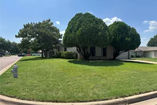 3701 South Ct, Fort Worth, TX 76133 - Photo 2