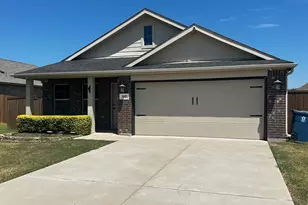 1017 Skyline Dr, Hutchins, TX 75141 - Photo 1