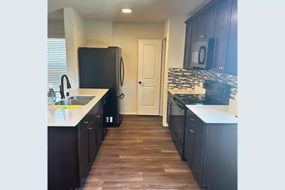 1017 Skyline Drive, Hutchins, TX 75141 - Photo 6