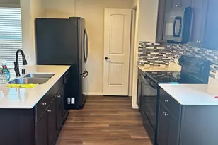 1017 Skyline Dr, Hutchins, TX 75141 - Photo 6