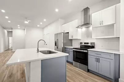 808 W 10th Street, Dallas, TX 75208 - Photo 10