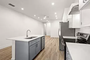 810 10th St, Dallas, TX 75208 - Photo 12