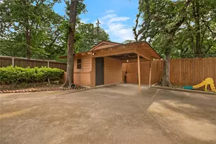1200 Barker St, Arlington, TX 76012 - Photo 28