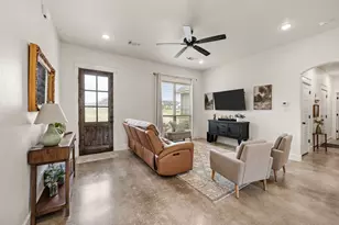 212 Jimmy Ln, Millsap, TX 76066 - Photo 4