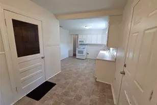 1309 Shady Ln, Garland, TX 75042 - Photo 10