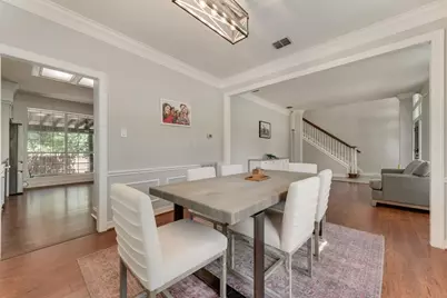 7713 Pine Street, Irving, TX 75063 - Photo 10