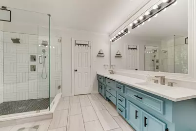 7713 Pine Street, Irving, TX 75063 - Photo 14