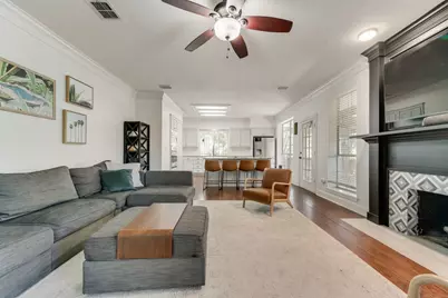 7713 Pine Street, Irving, TX 75063 - Photo 4