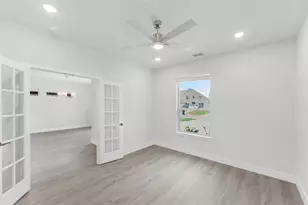 4017 Foot Hills Dr, Midlothian, TX 76065 - Photo 4