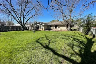 1227 Park Center St, Benbrook, TX 76126 - Photo 12