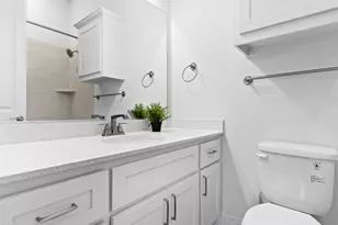 12543 Mercer Pkwy, Farmers Branch, TX 75234 - Photo 8