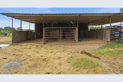 1670 Alexander Road, Stephenville, TX 76401 - Photo 32