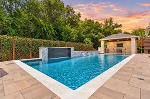 801 Glendevon Dr, McKinney, TX 75071 - Photo 2