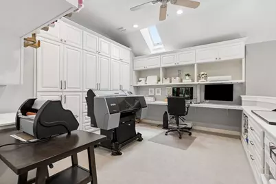 801 Glendevon Drive, McKinney, TX 75071 - Photo 16