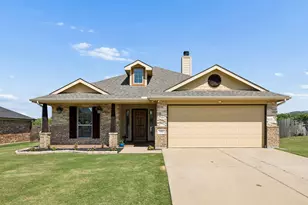 1901 Millbrook Dr, Midlothian, TX 76065 - Photo 1