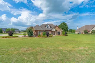 2300 E Emerald Bend Ct, Granbury, TX 76049 - Photo 32