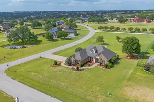 2300 E Emerald Bend Ct, Granbury, TX 76049 - Photo 34
