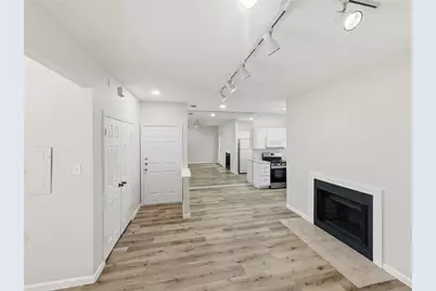 7126 Holly Hill Drive #210, Dallas, TX 75231 - Photo 6