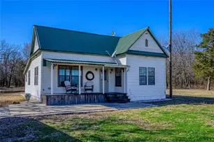 4597 W Line Rd, Whitesboro, TX 76273 - Photo 8