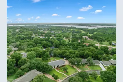 1124 Sierra Drive, Woodway, TX 76712 - Photo 34
