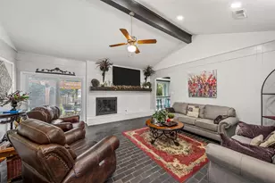 1124 Sierra Dr, Woodway, TX 76712 - Photo 6