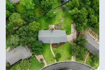 1124 Sierra Drive, Woodway, TX 76712 - Photo 36
