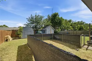 2326 Idlewood Dr, Arlington, TX 76014 - Photo 28
