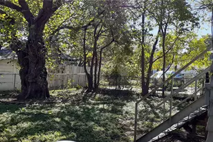 1325 Hurley Ave, Fort Worth, TX 76104 - Photo 22
