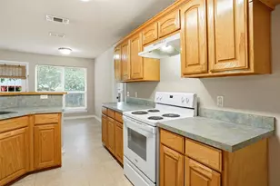 612 N Ave C, Springtown, TX 76082 - Photo 6