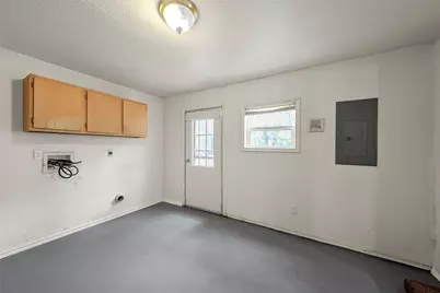 4704 Williams Road, Bellmead, TX 76705 - Photo 16