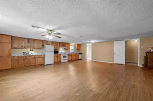 4704 Williams Rd, Bellmead, TX 76705 - Photo 6