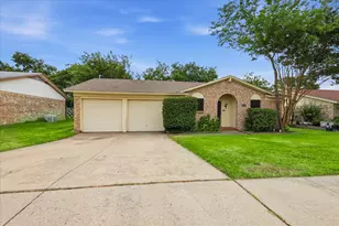 6540 Bernadine Dr, Watauga, TX 76148 - Photo 18