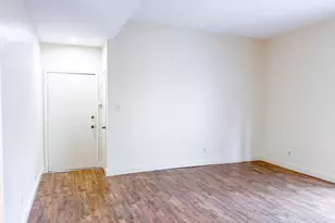 10440 High Hollows Dr, Dallas, TX 75230 - Photo 2