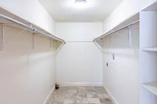 10440 High Hollows Dr, Dallas, TX 75230 - Photo 16