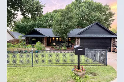 304 Cherry Street, Weatherford, TX 76086 - Photo 2