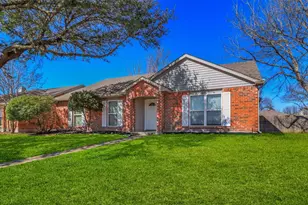 3013 Majestic Ct, Garland, TX 75040 - Photo 2