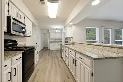 3013 Majestic Court, Garland, TX 75040 - Photo 14