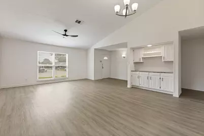 3013 Majestic Court, Garland, TX 75040 - Photo 10