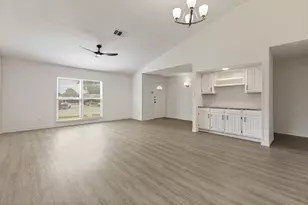 3013 Majestic Ct, Garland, TX 75040 - Photo 10