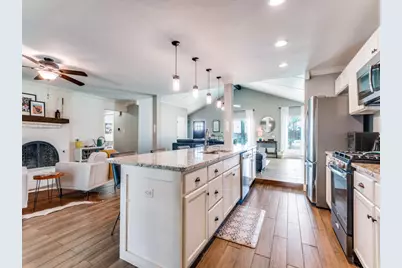 716 Thousand Oaks Drive, Hurst, TX 76054 - Photo 12