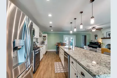 716 Thousand Oaks Drive, Hurst, TX 76054 - Photo 14