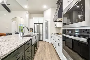 2013 Bedford Ct, Weatherford, TX 76088 - Photo 12