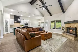 2013 Bedford Ct, Weatherford, TX 76088 - Photo 8