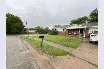 4801 Bellcrest Court, Fort Worth, TX 76135 - Photo 1