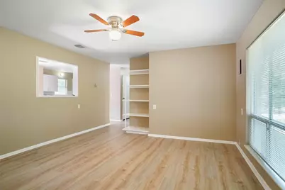 4801 Bellcrest Court, Fort Worth, TX 76135 - Photo 4