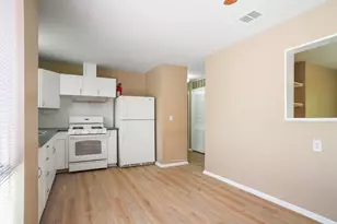 4801 Bellcrest Ct, Fort Worth, TX 76135 - Photo 8