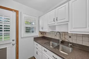 1613 Pat Dr, Dallas, TX 75228 - Photo 20
